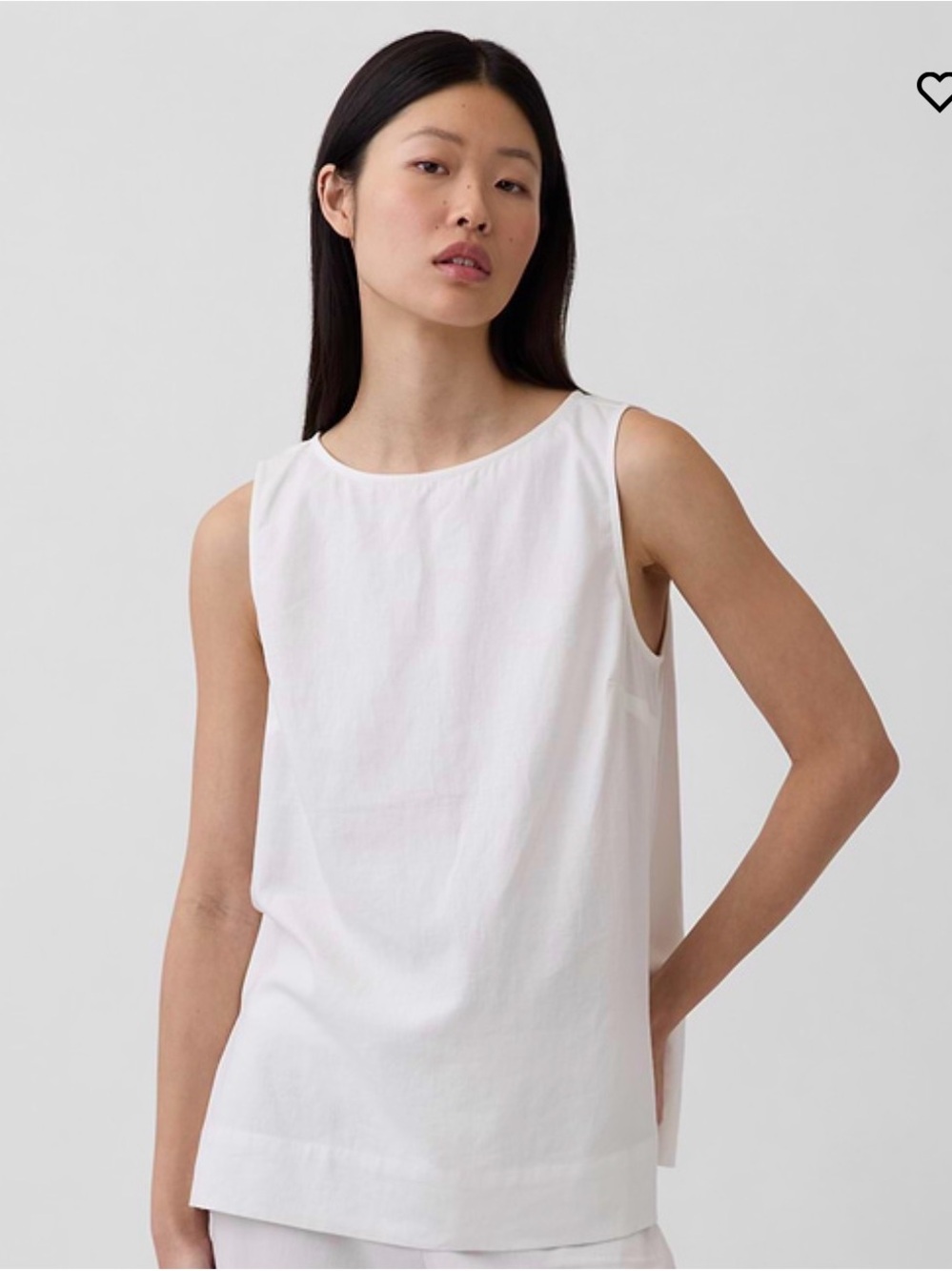 GAP linen blend tank top. Size medium, petite